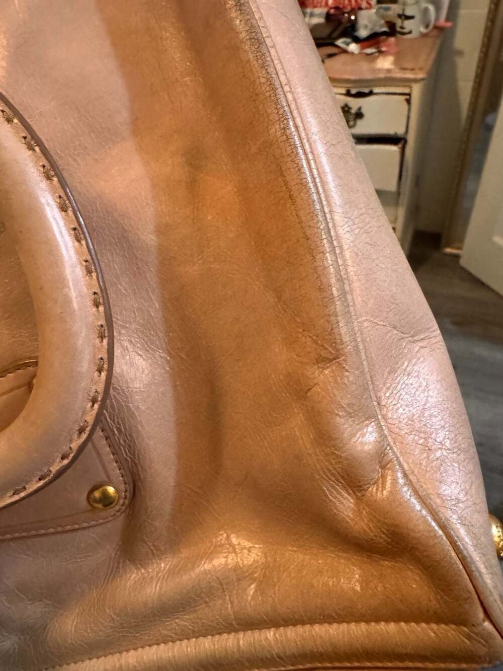 Prada Vitello Shine Leather Shoulder Bag Pink - Picture 14 of 15